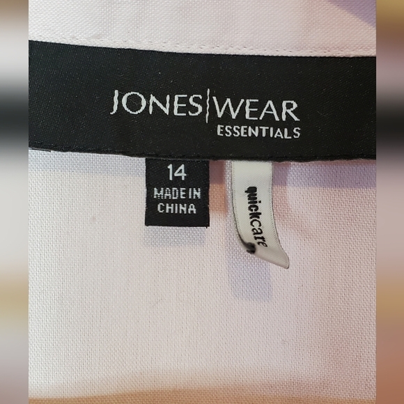 💚5/$25 Jones Wear Light Pink Button-Up Fitted Shirt 100% Cotton Blouse Size 14 - Picture 5 of 7